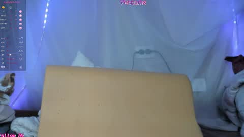 Snapshot of seductive_she_wolf chatting on 07-14-26, 04:45 seductive_she_wolf online show from 07-14-26, 04:45