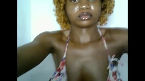 Snapshot of seductive_sugar247 chatting on 04-27-26, 02:42 seductive_sugar247 online show from 04-27-26, 02:42