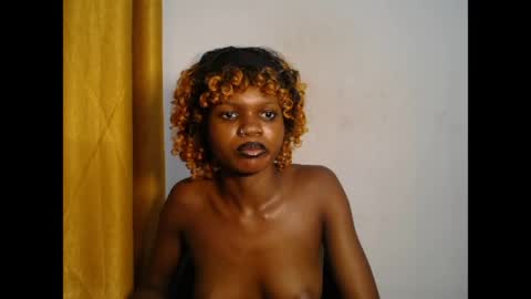 seductive_sugar247 online show from 06-06-26, 04:12