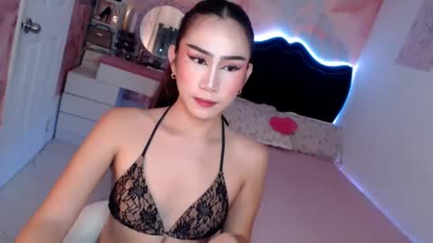 Vanessa online show from 05-16-26, 12:29