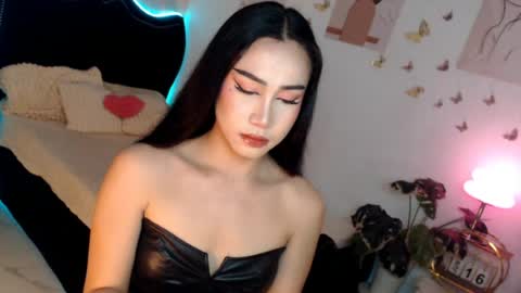 Vanessa online show from 06-15-26, 06:10