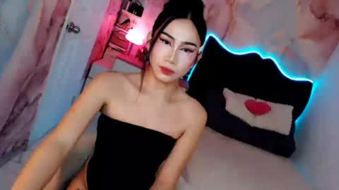 Vanessa online show from 07-17-26, 09:52