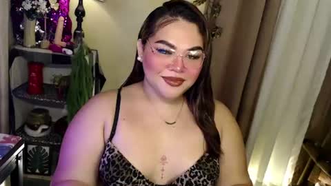 Snapshot of seductivecurvesxxx chatting on 07-07-26, 07:29 Its me Jazzi online show from 07-07-26, 07:29