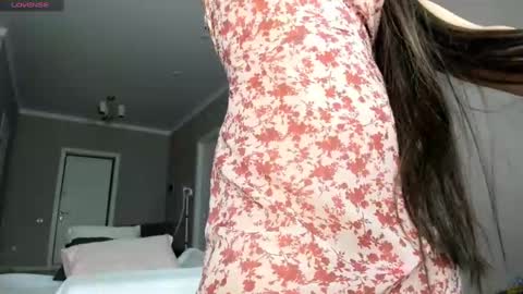 Snapshot of seeeyoumin chatting on 01-25-25, 12:37 Akira Youri online show from 01-25-25, 12:37