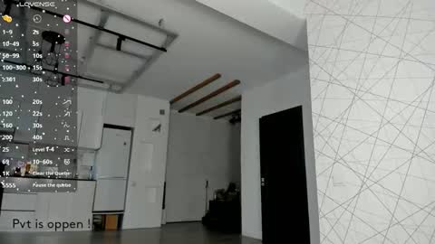 Snapshot of seeeyoumin chatting on 11-06-25, 03:29 Akira Youri online show from 11-06-25, 03:29