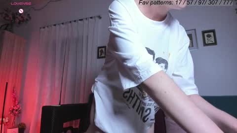 Snapshot of segismunda chatting on 03-12-25, 02:30 Luciana online show from 03-12-25, 02:30