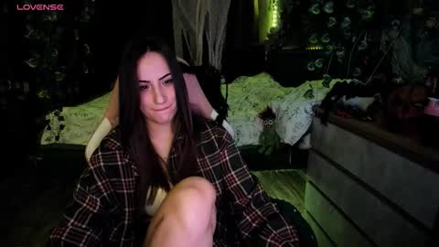 Snapshot of selby_paine chatting on 10-27-25, 09:52 Selby online show from 10-27-25, 09:52