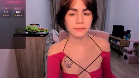 Snapshot of selectrra chatting on 02-15-25, 02:44 selectrra online show from 02-15-25, 02:44