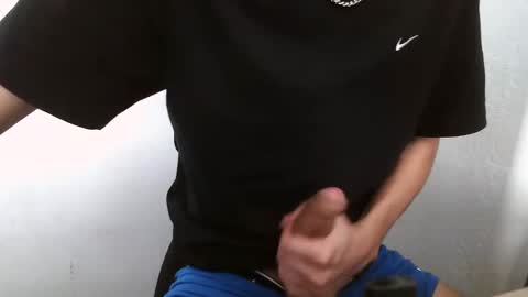 Snapshot of selectz5 chatting on 12-18-25, 07:53 Selectz online show from 12-18-25, 07:53