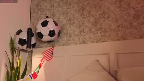 selen_marcell online show from 06-26-26, 07:51