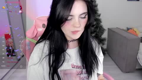 Snapshot of selena___cute chatting on 12-27-24, 08:24 Selena online show from 12-27-24, 08:24