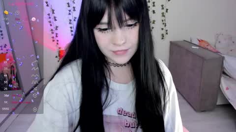 Snapshot of selena___cute chatting on 03-04-25, 05:11 Selena online show from 03-04-25, 05:11