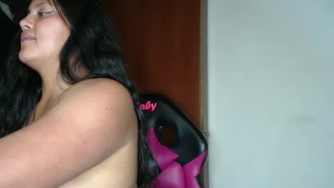 Gaby  but call me selena  instagram sele04angel1 online show from 02-11-25, 10:59