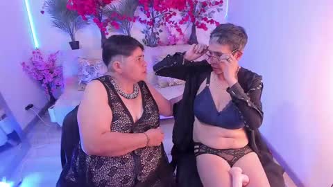 Snapshot of selena_ferreira chatting on 09-11-25, 11:21 Selena online show from 09-11-25, 11:21