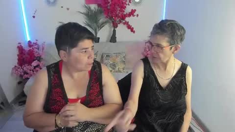 Snapshot of selena_ferreira chatting on 09-22-25, 11:34 Selena online show from 09-22-25, 11:34