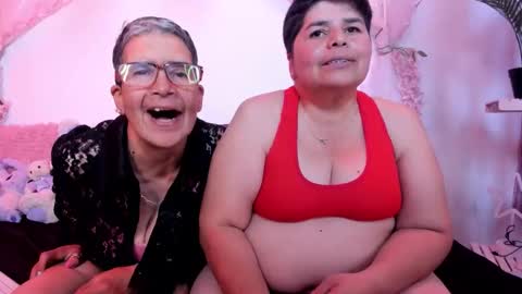 Snapshot of selena_ferreira chatting on 10-14-25, 03:18 Selena online show from 10-14-25, 03:18