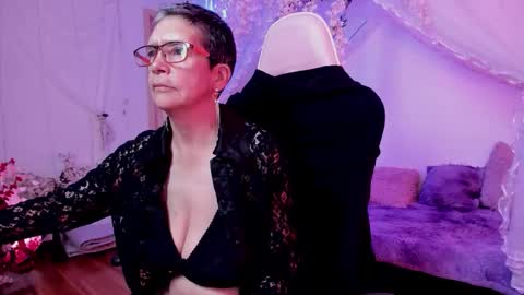 Snapshot of selena_ferreira chatting on 11-11-25, 07:58 Selena online show from 11-11-25, 07:58