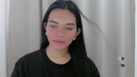 Snapshot of selena_fuckdoll chatting on 01-06-25, 12:27 Selena online show from 01-06-25, 12:27