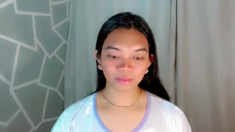 Selena online show from 03-21-26, 11:41