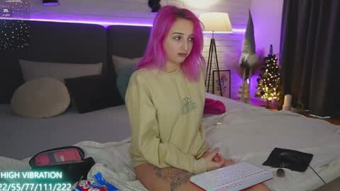 Snapshot of selena_lily chatting on 01-03-25, 07:38 Selena Lily online show from 01-03-25, 07:38