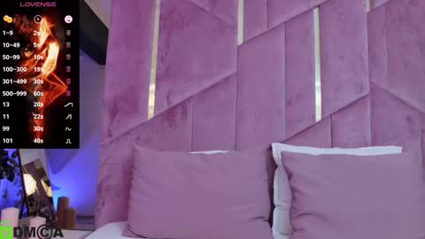 Selena online show from 01-06-26, 05:22