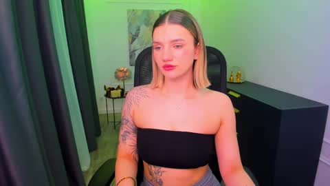 selenaemoore online show from 03-14-26, 07:41