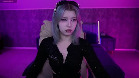 selenairis online show from 04-04-26, 08:39