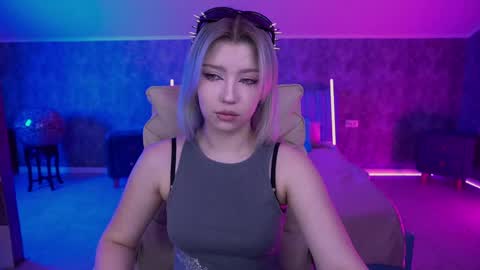 selenairis online show from 04-17-26, 07:00