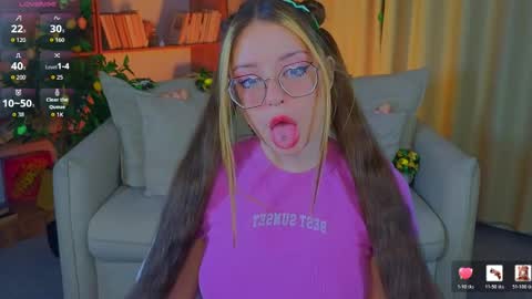 Snapshot of selenamills chatting on 04-03-26, 02:09 selenamills online show from 04-03-26, 02:09