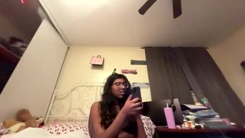 Snapshot of selenaprincess2 chatting on 01-09-26, 03:53 selenaprincess2 online show from 01-09-26, 03:53