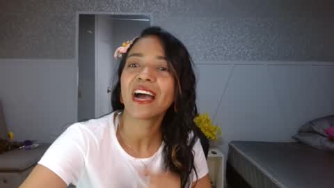 Selene online show from 03-04-26, 04:02