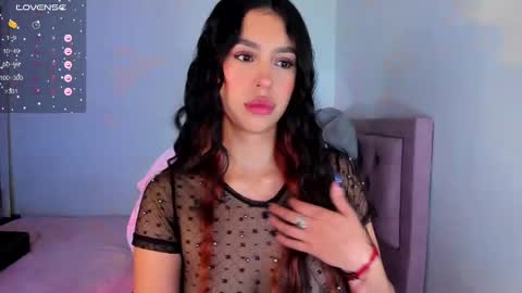 Snapshot of selene_e chatting on 01-30-25, 11:34 Karol. online show from 01-30-25, 11:34