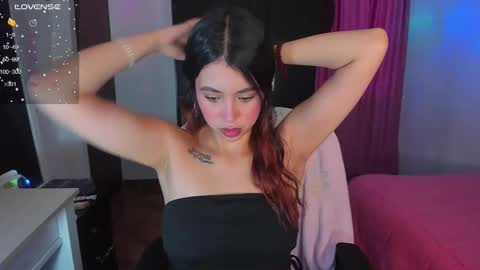 Snapshot of selene_e chatting on 02-28-25, 11:01 Karol. online show from 02-28-25, 11:01