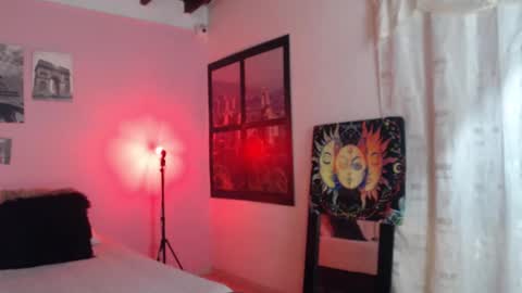 Snapshot of selene_gils chatting on 12-10-24, 04:27 nathy online show from 12-10-24, 04:27