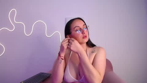 Snapshot of selene_swee chatting on 06-14-26, 07:49 selene_swee online show from 06-14-26, 07:49