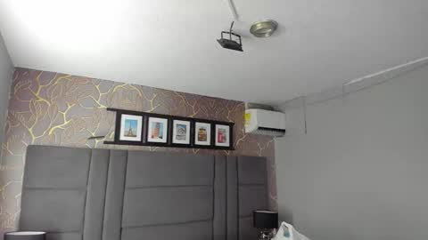 Selene online show from 02-15-26, 08:27