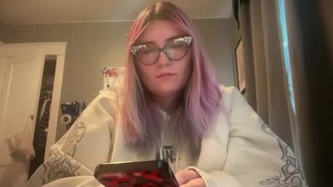 Selene online show from 02-13-26, 05:20