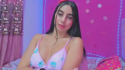Snapshot of selenevosse_ chatting on 04-25-26, 04:04 Selenevosse online show from 04-25-26, 04:04