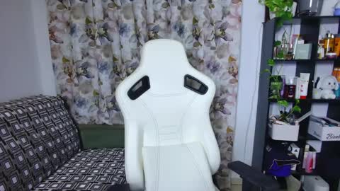 Selenna online show from 12-28-24, 05:46