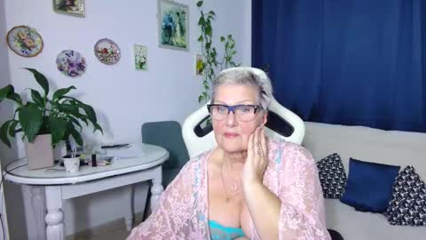 Selenna online show from 12-20-25, 07:10