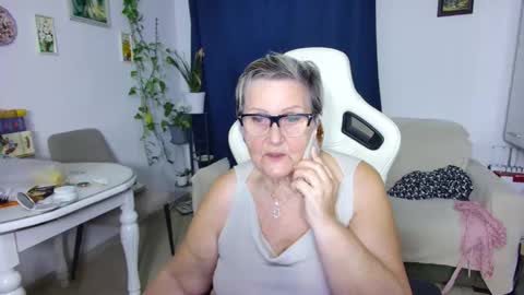 Selenna online show from 04-03-26, 04:49