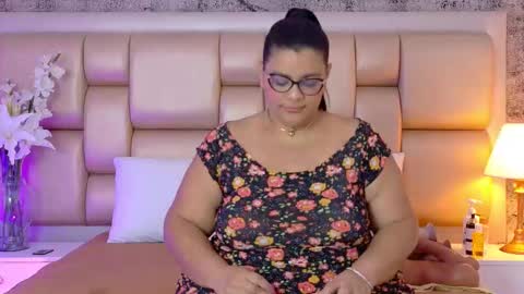 Selenna Cooper online show from 02-11-26, 11:37