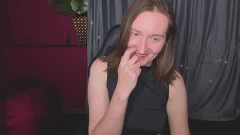 Snapshot of selestiasonata chatting on 06-02-26, 05:15 selestiasonata online show from 06-02-26, 05:15