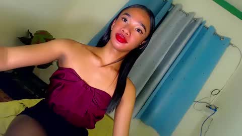 Snapshot of selfsuckercum69 chatting on 01-18-25, 08:51 Jessy online show from 01-18-25, 08:51