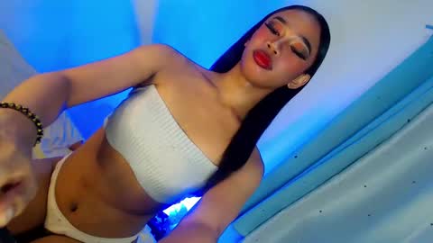 Snapshot of selfsuckercum69 chatting on 01-22-25, 06:31 Jessy online show from 01-22-25, 06:31