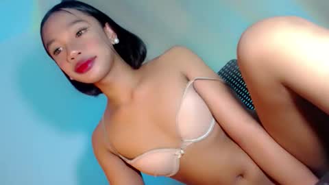 Snapshot of selfsuckercum69 chatting on 10-30-25, 02:46 Jessy online show from 10-30-25, 02:46