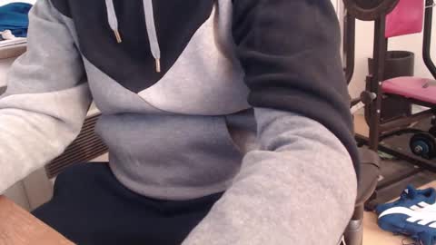 Snapshot of selfsuckermbb chatting on 11-19-25, 05:02 selfsuckermbb online show from 11-19-25, 05:02