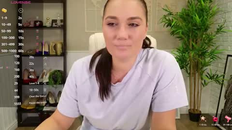 Seline online show from 10-20-25, 03:56