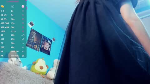 Snapshot of sell0n chatting on 01-05-25, 03:32 Mindy online show from 01-05-25, 03:32