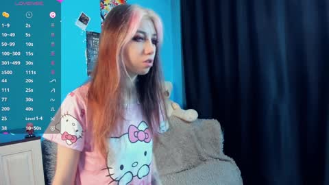 Snapshot of sell0n chatting on 01-11-25, 01:16 Mindy online show from 01-11-25, 01:16